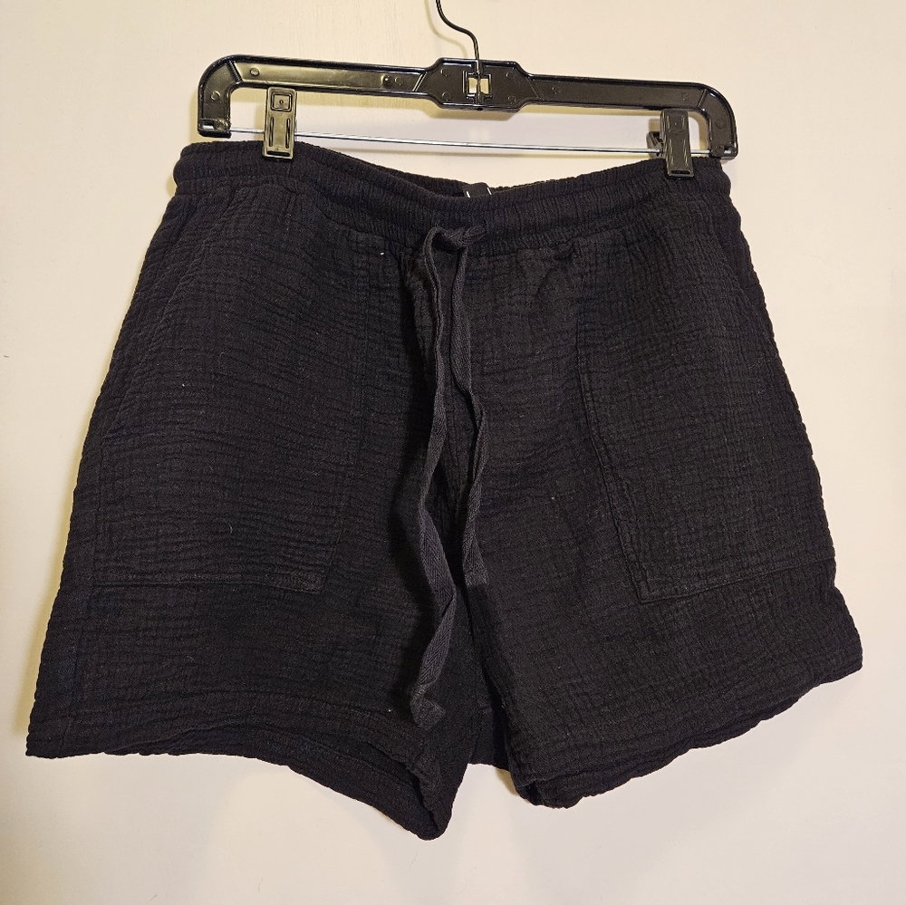 NWT Bobi gauze pocket short, black